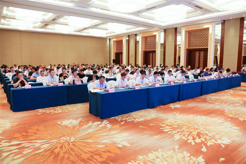 QGM kutsuti osalema 2025. aasta ehitusmaterjalide masinate standardimise konverentsil