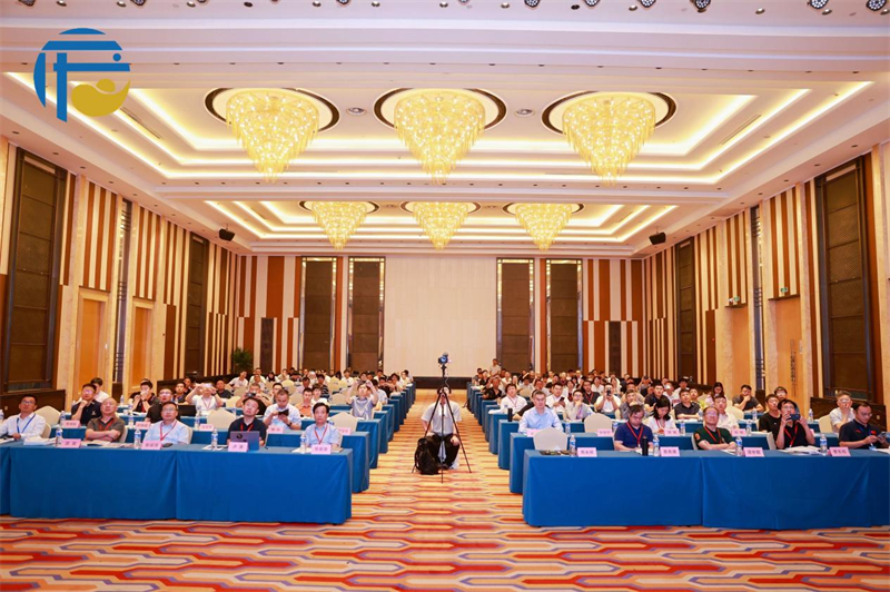 Jäätmevaba linna ehitamine koos: Quangongi osalus toob tööstuse tippkohtumisele rohelise intelligentse tellisevalmistamise tehnoloogia