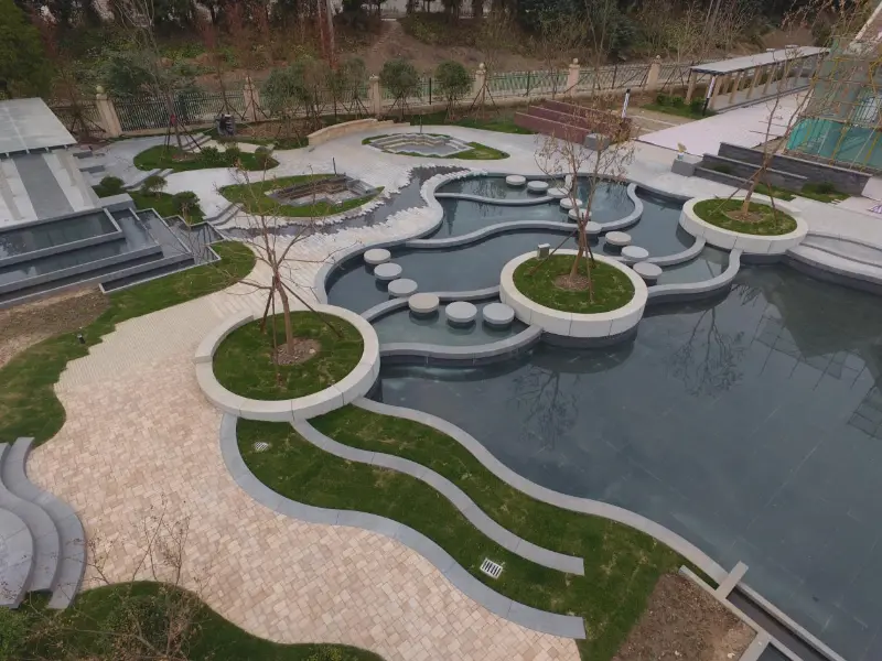 Infrastruktuuri arendamise volitused: Quangong Machinery Co., Ltd. telliste valmistamise seadmed soodustavad roheliste ehitusmaterjalide tõhusat tootmist